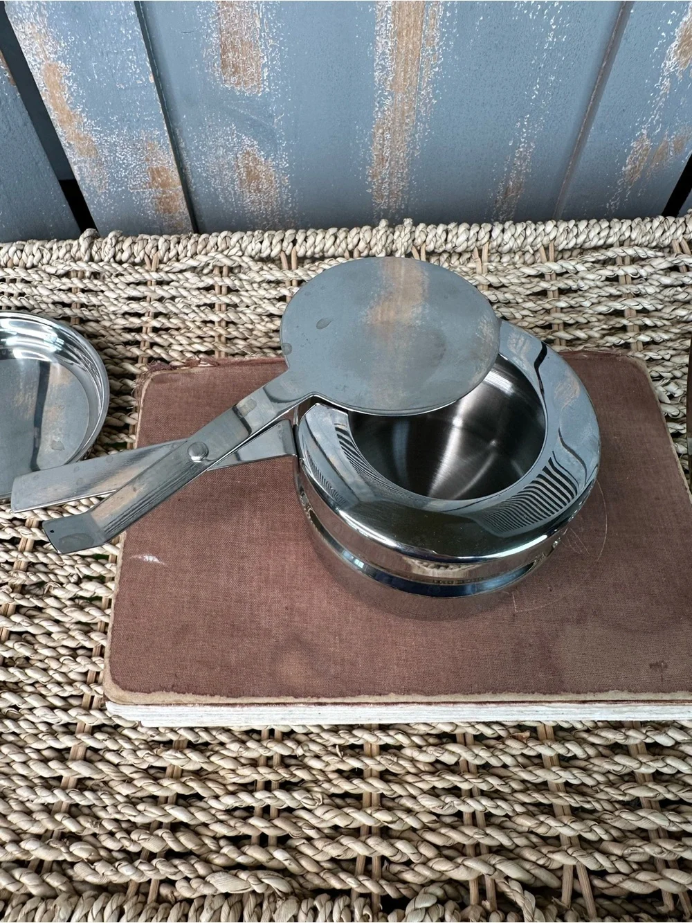 All-Clad Fondue Pot Stainless Steel Cast Aluminum Insert 3 1/2 Qt. NWOB
